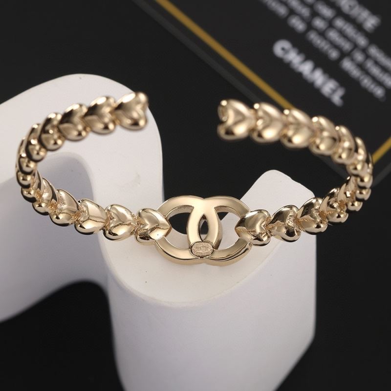 Ch**el bracelets
